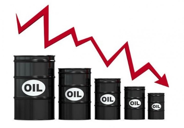 سقوط قیمت نفت پس از عقب‌نشینی دونالد ترامپ