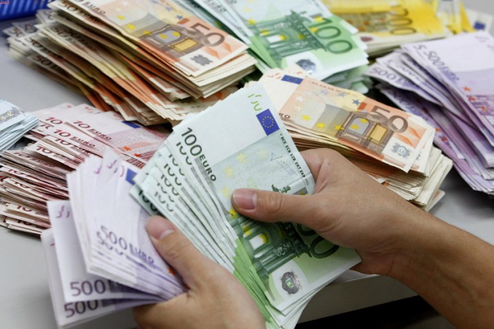 افزایش نرخ بانکی ۱۸ ارز از جمله پوند و یورو