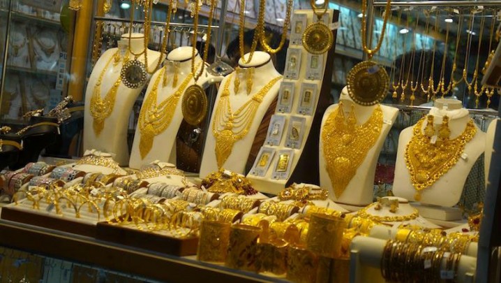 نائب رئیس اتحادیه طلا و جواهر تبریز: قیمت طلا کاهش پیدا نمی کند