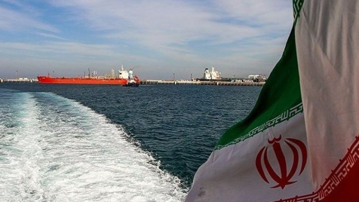 کاهش قیمت نفت، طی اعلام رسیدگی امریکا به درخواست‌های مشتریان نفت ایران