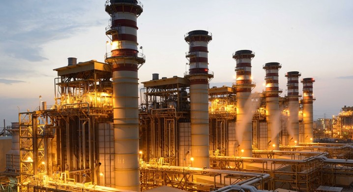 عبدالرسول پیشاهنگ از استفاده 90 درصدی گاز طبیعی در زمستان امسال برای سوخت نیروگاه ها خبر داد
