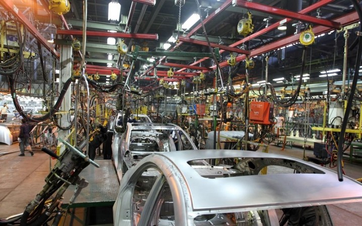 موافقت ایران خودرو با افزایش‌ ۷۰ درصدی قیمت قطعات خودرو