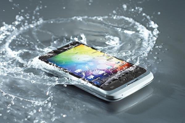 ضد آب کردن تلفن همراه از طریق نانوپوشش پلیمری