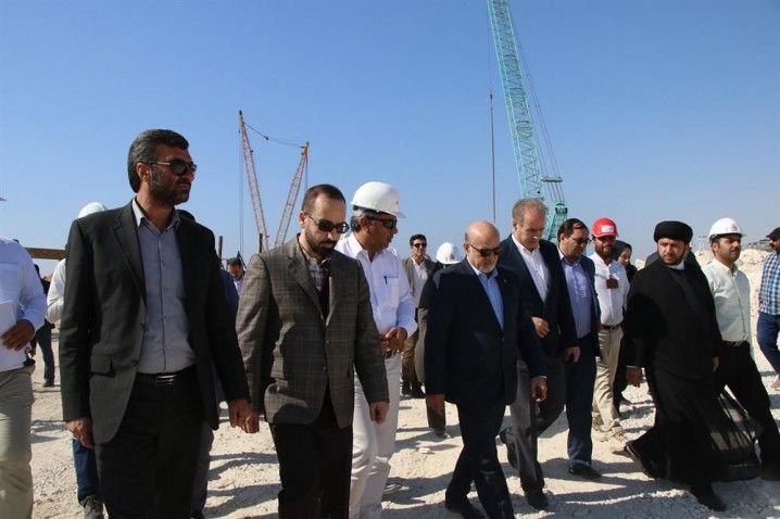 حمایت وزیر نفت از منطقه پارسیان به عنوان قطب جدید پتروشیمی